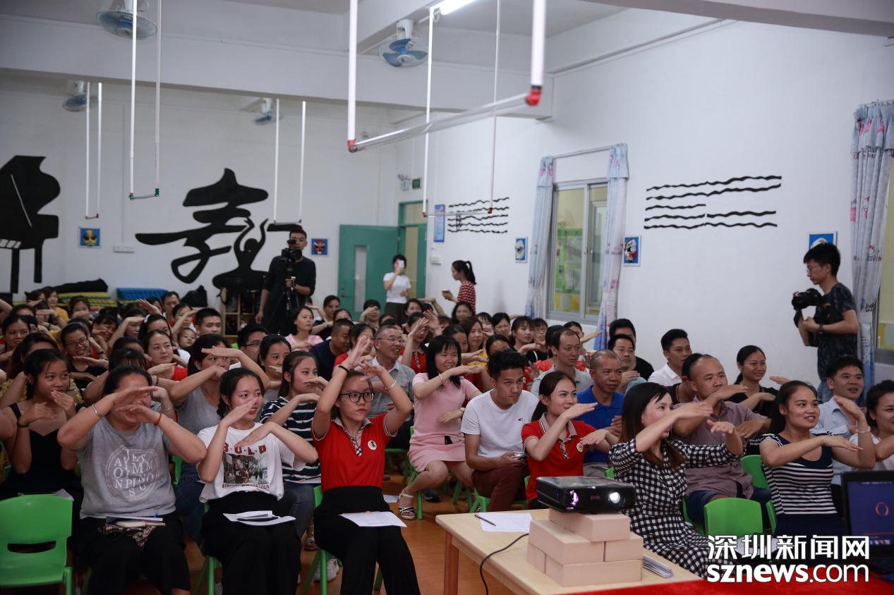 育兒講堂 : 彩田幼兒園 分享 學(xué)習(xí)“數(shù)學(xué)”和“語文”？